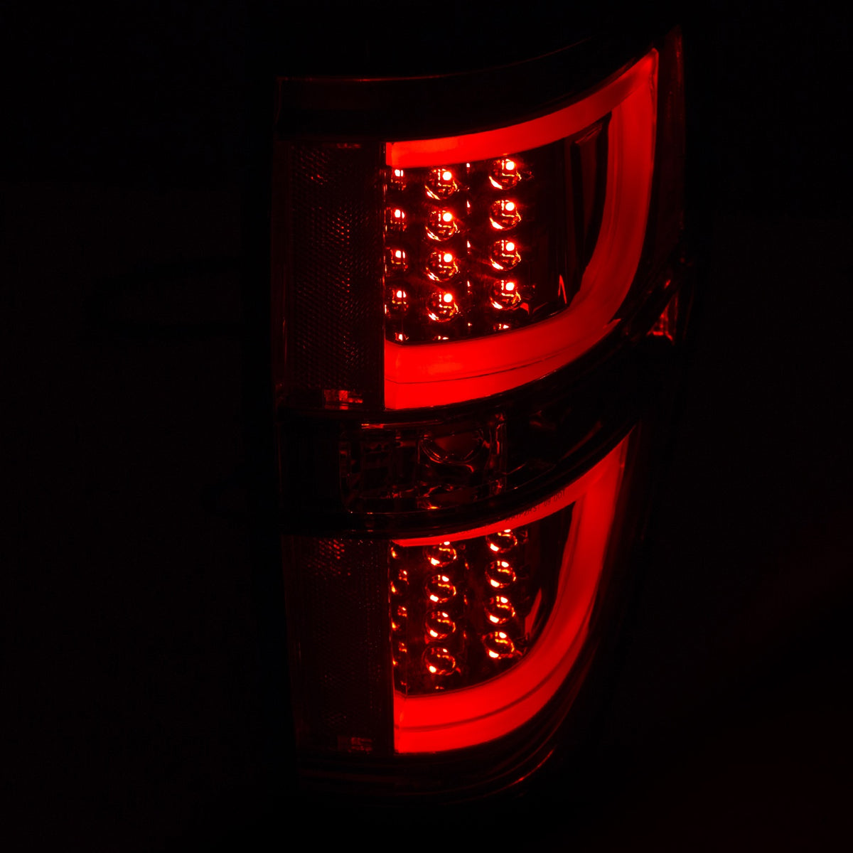 ANZO USA ZUKT_311259 Anzo ZUKT_311259 LED Tail Light Assembly LED Red/Clear Chrome