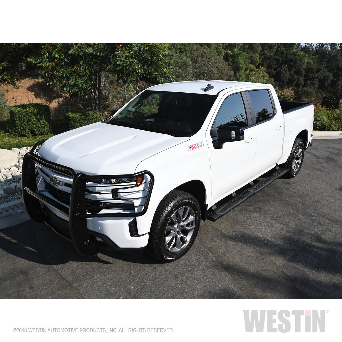 Westin R5 M-Series Wheel-to-Wheel Nerf Steps 2019-2024 Chevy/GMC Silverado/Sierra 1500 Crew Cab