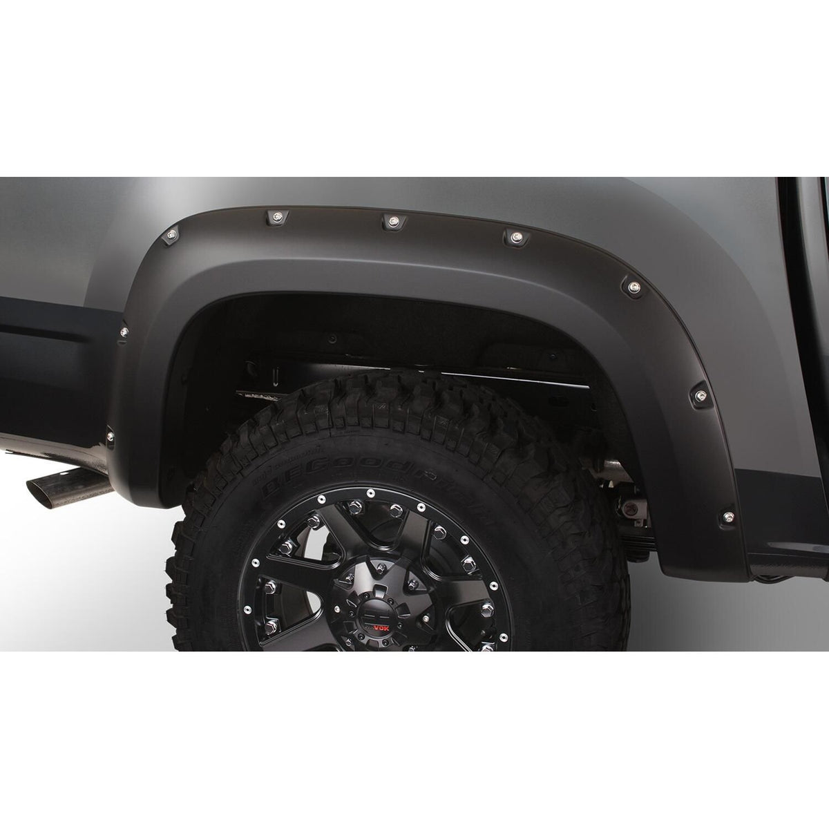 BUSHWACKER | Pocket/Rivet Rear Fender Flares | 2015-22 Chevy Colorado | 40140-02