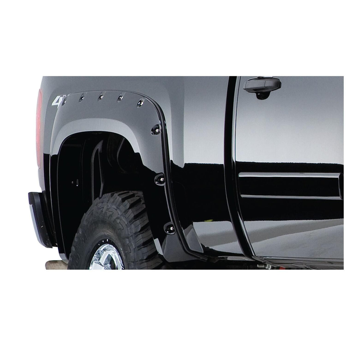 BUSHWACKER | Cut-Out 4-Piece Fender Flare Set | 2007-13 Chevy Silverado 1500 | 40950-02