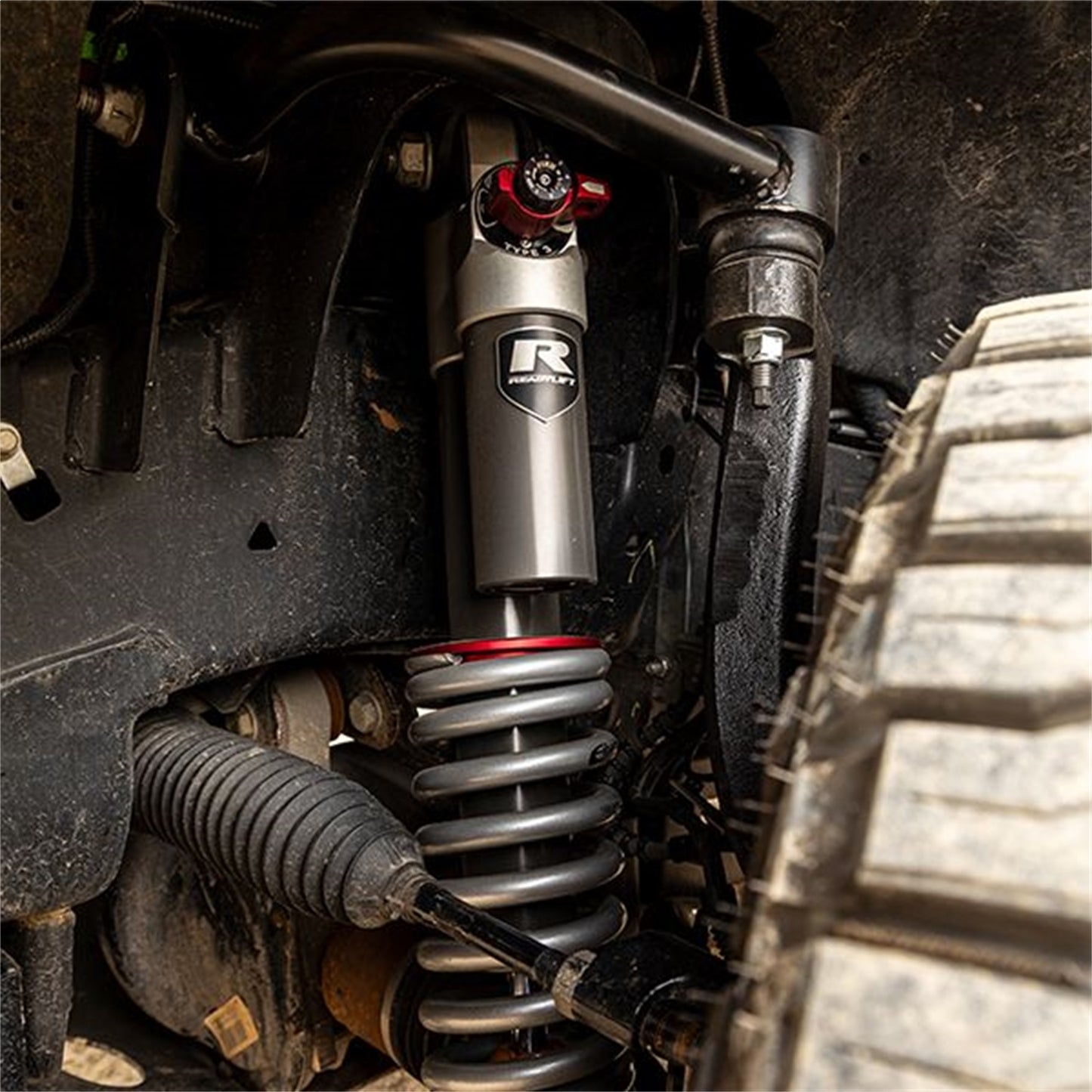 ReadyLIFT 6'' MAX3.3 Suspension System w/ Falcon 3.3 Monotube Struts/Shocks (F150) 42-21640