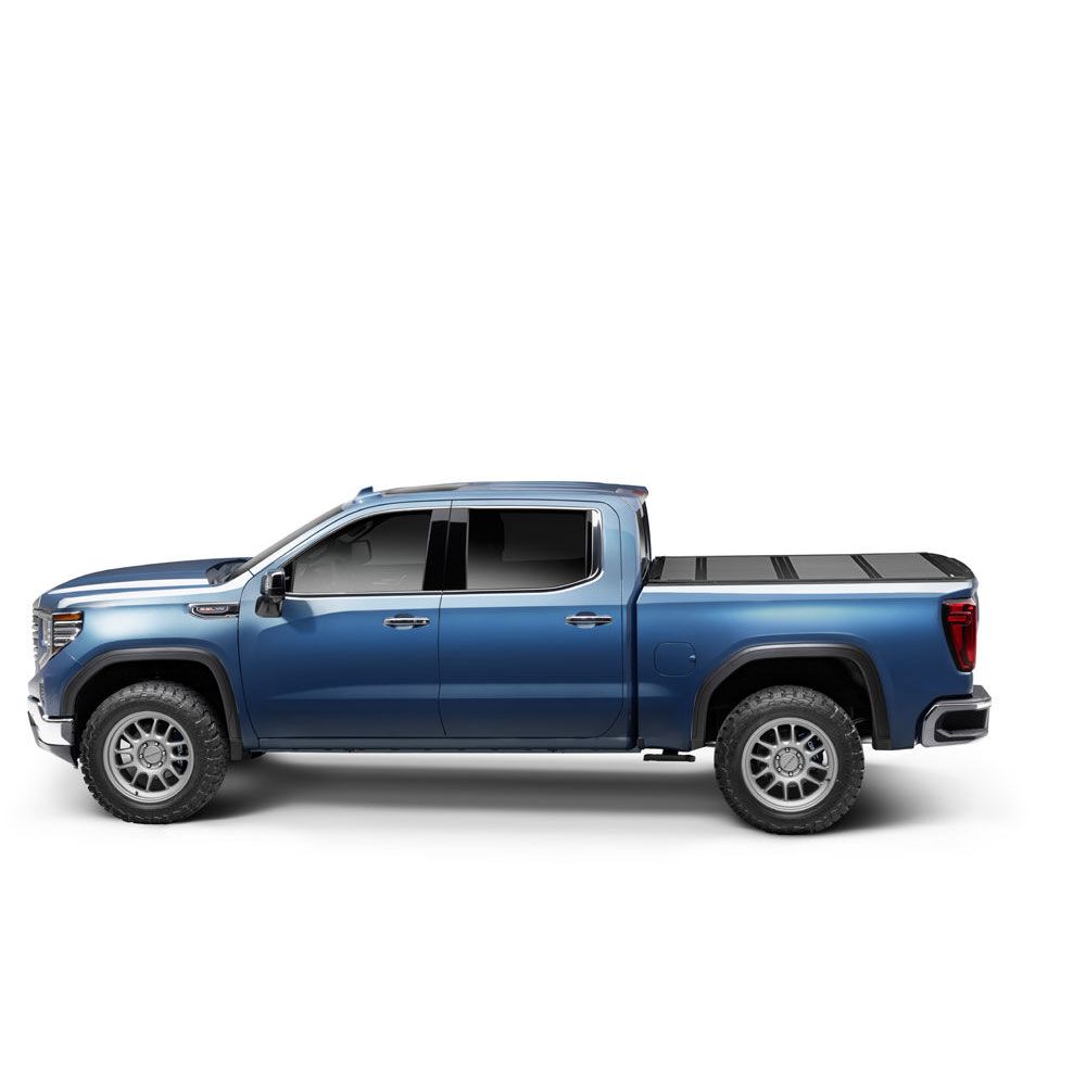 BAK BAKFlip MX4 Folding Tonneau Cover product image 6