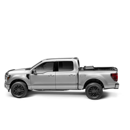BAK BAKFlip MX4 Folding Tonneau Cover for 2008-2016 Ford F-350 Super Duty/F-250 Super Duty product image 3