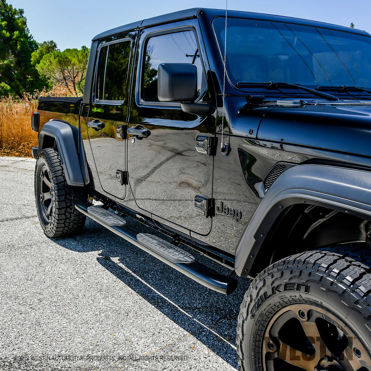 Westin PRO TRAXX 5 Nerf Steps 2020-2024 Jeep Gladiator
