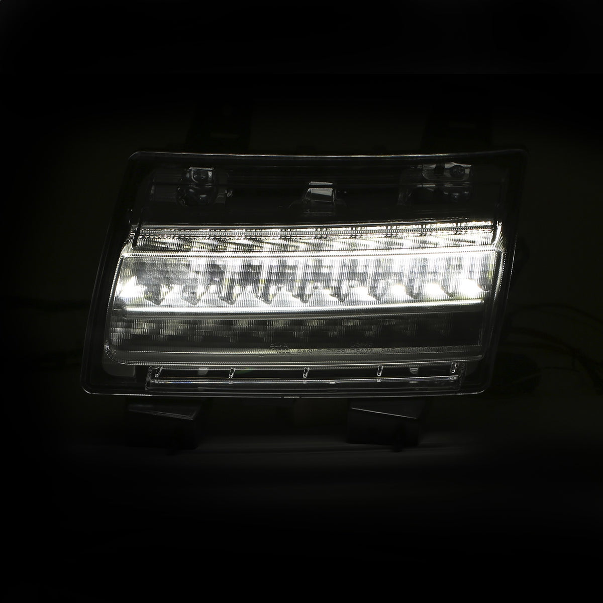 ANZO USA ZUKT_511082 Anzo ZUKT_511082 Side Marker Light Assembly LED Chrome Clear
