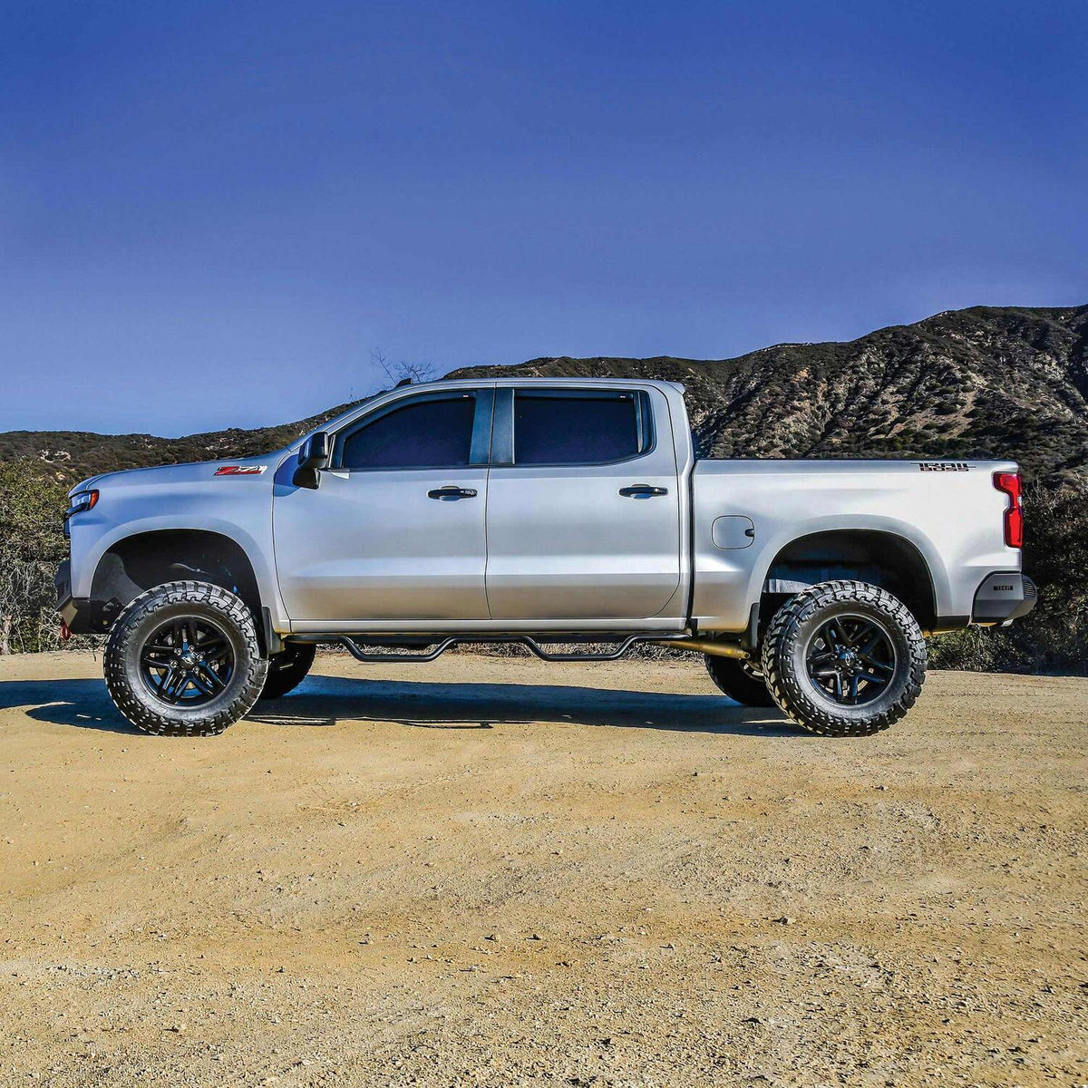 Westin Outlaw Drop Nerf Steps 2019-2024 Chevy/GMC Silverado/Sierra 1500 Crew Cab
