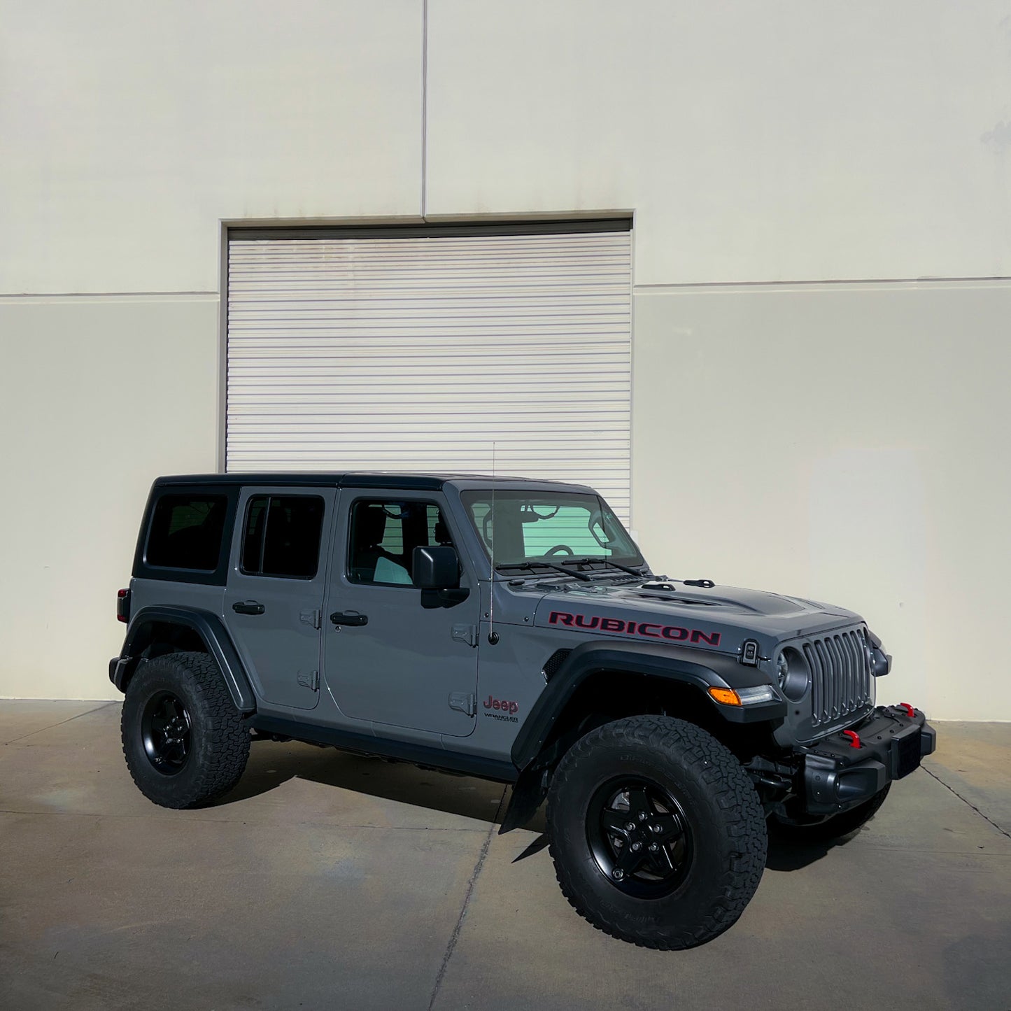 BILSTEIN | Suspension Lift Kit Jeep Wrangler JL 18+ 4dr 1.5 Inch Lift Kit Without Winch Lift Height 1.5 Inch on Rubicon 2.5 Inch On Others B8 5100 Lift Kit  | 53-291417