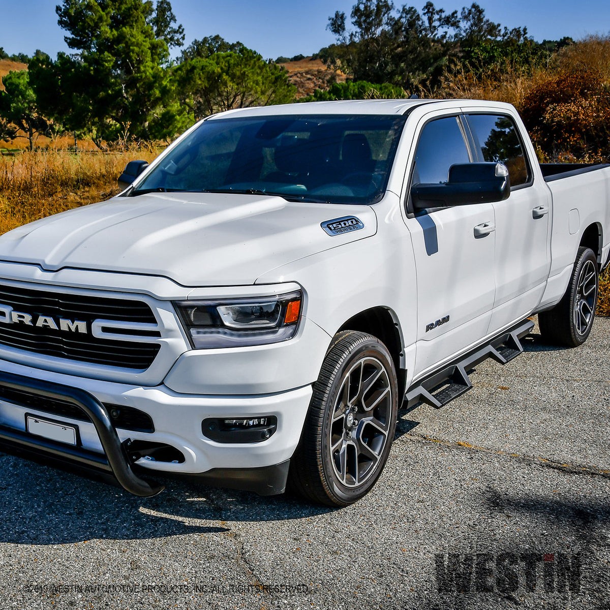 Westin HDX Drop Nerf Steps 2019-2024 Ram 1500 Crew Cab