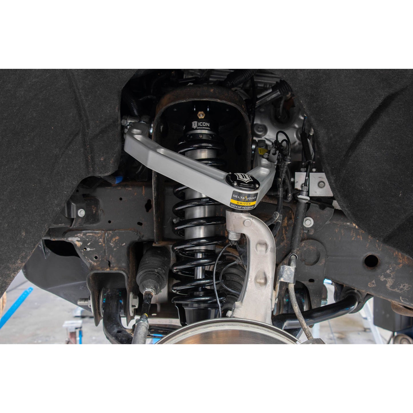 ICON VEHICLE DYNAMICS 71606 ICON 71606 19-23 GM 1500 1.5-3.5" Lift Front 2.5 Vs Extended
