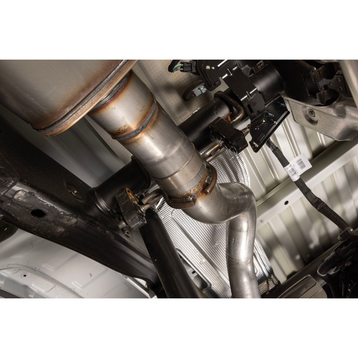 FLOWMASTER Flow Fx Direct Fit Muffler Fits 20-26 GM 2500Hd/3500Hd 6.6L Gas Engine Ffx Direct Fit Muffler Exhaust System, 409