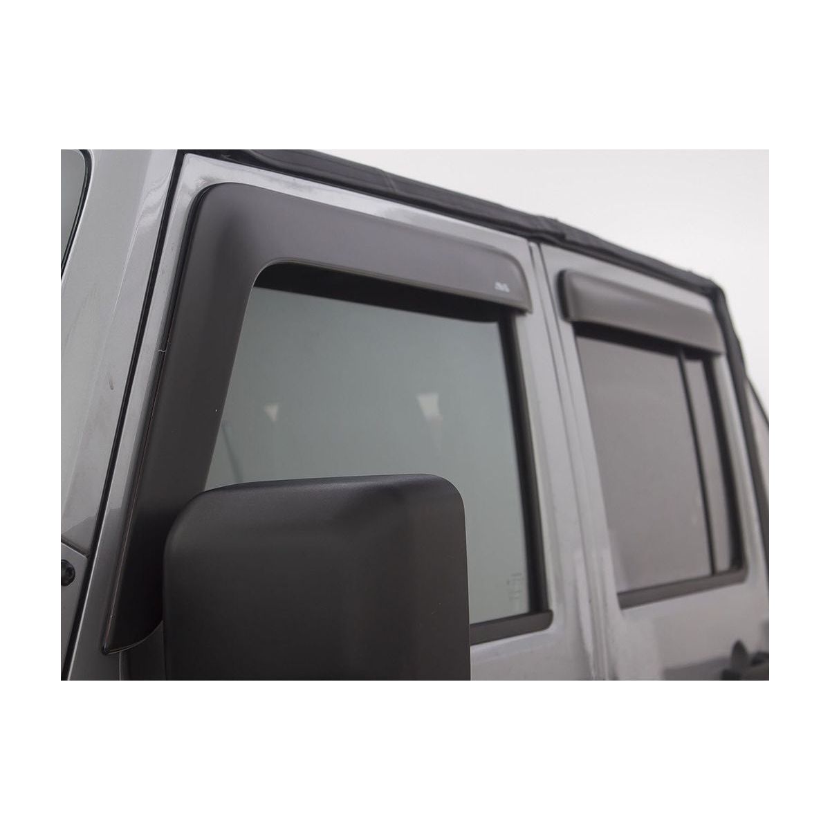 AUTO VENT SHADE  Matte Black Low Profile Ventvisor® Window Deflectors I 774034
