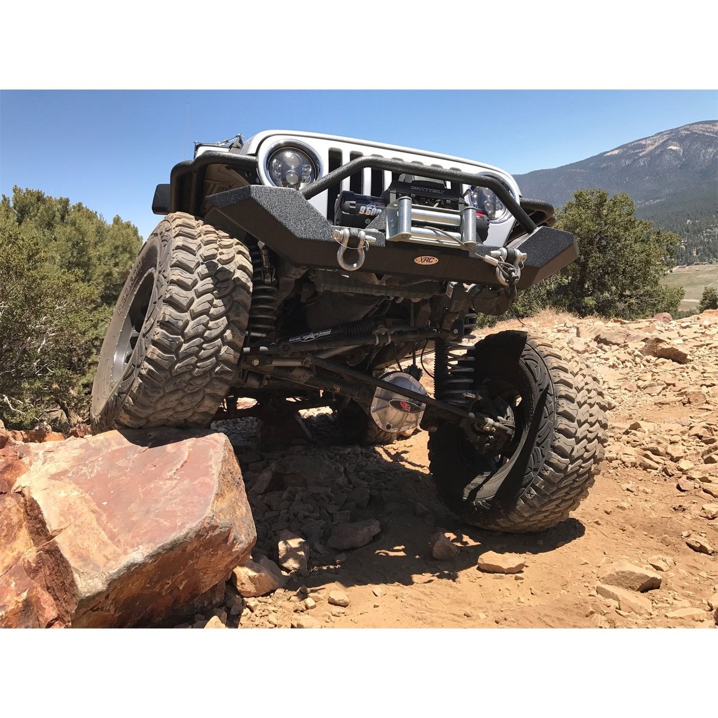 SMITTYBILT | XRC Front Bumper Black Textured 97-06 Wrangler TJ/LJ Smittybilt |76800