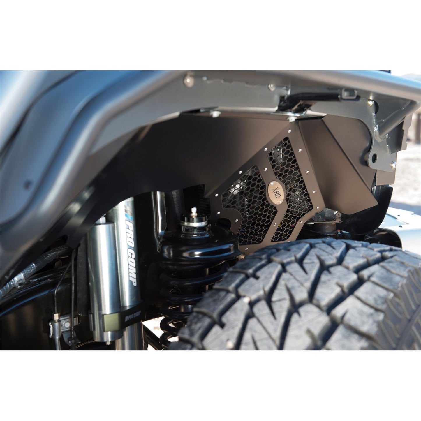 SMITTYBILT | Aluminum Inner Fender Liner Front 07 18 Wrangler JK Front 2/4 Door Smittybilt |76984