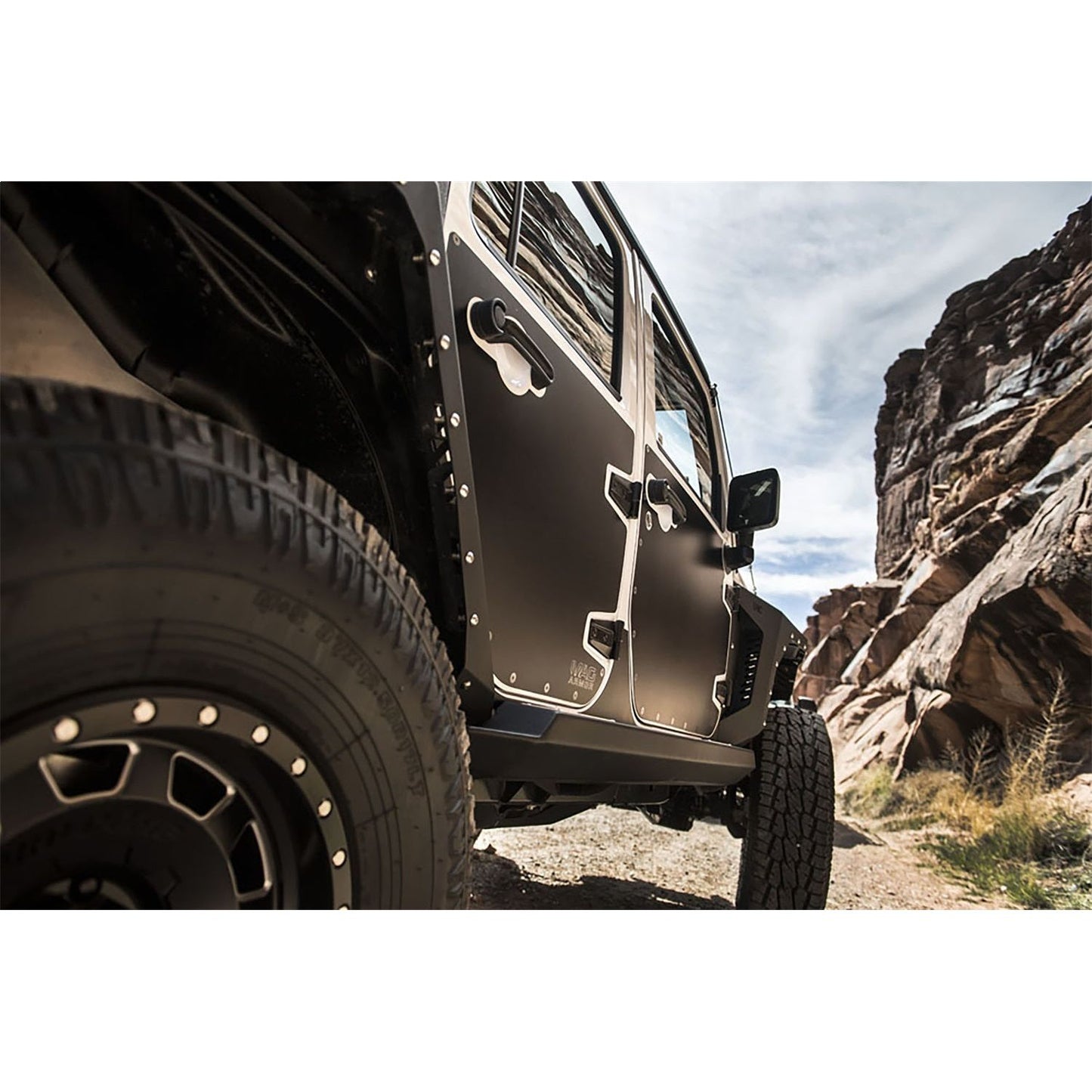SMITTYBILT | Mag Armor Magnetic Trail Skins 07-18 Wrangler JK 4 Door Smittybilt |76994