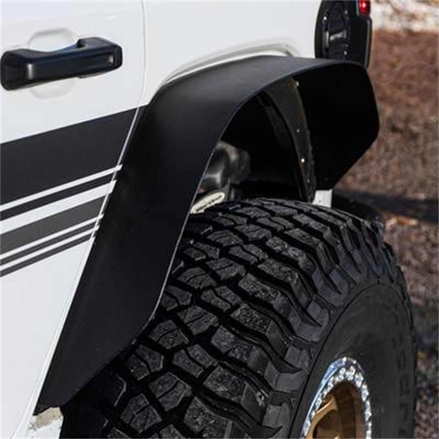 SMITTYBILT | XRC Front and Rear Flat Fender Flare Set 2018-2026 Jeep Wrangler Smittybilt |77837