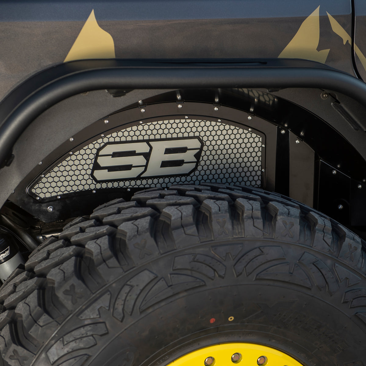 Rear Aluminum Inner Fender Liner Pair – Black (18+ JL/JLU) view 1