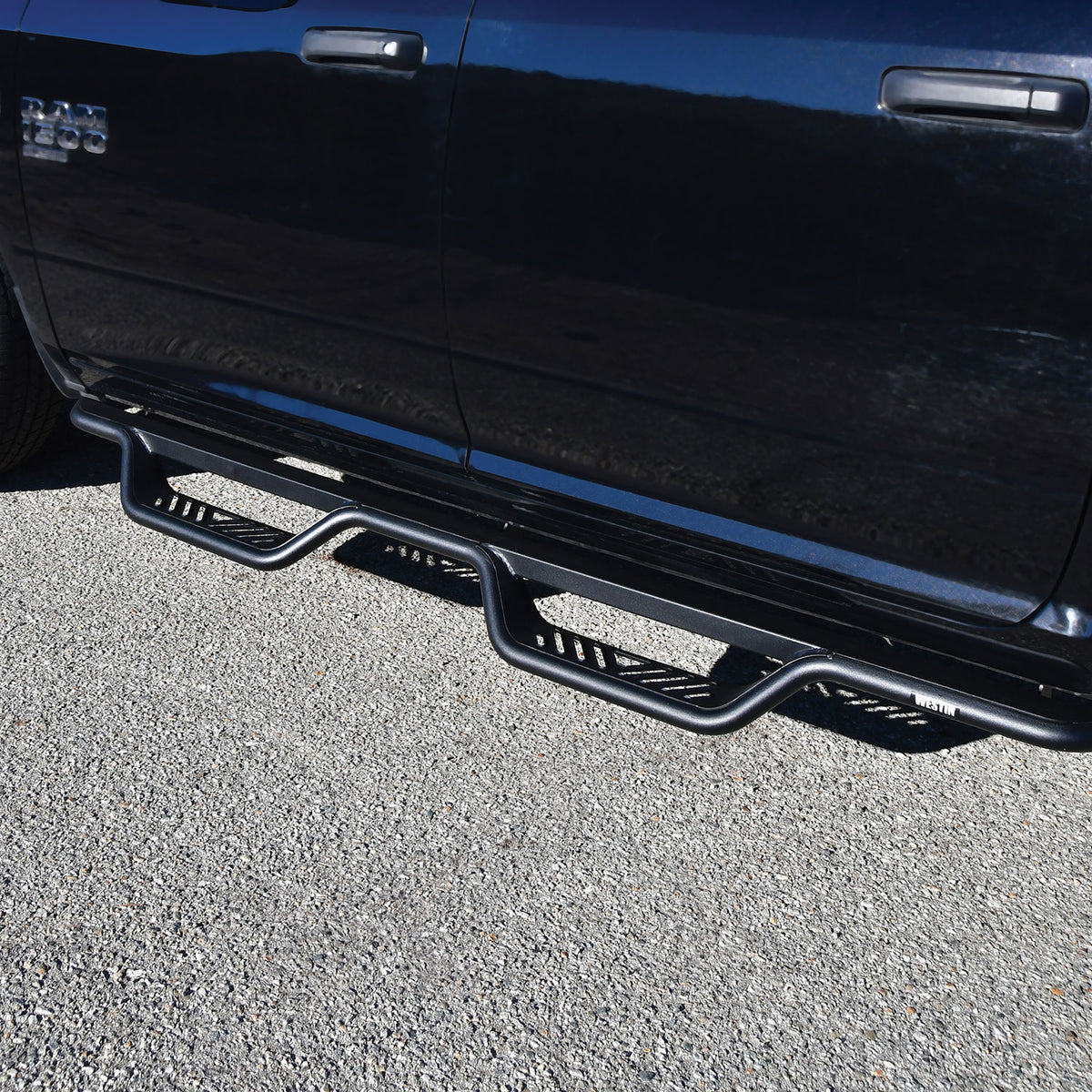 Westin Outlaw Drop Nerf Steps 2009-2018 Ram 1500 Crew Cab