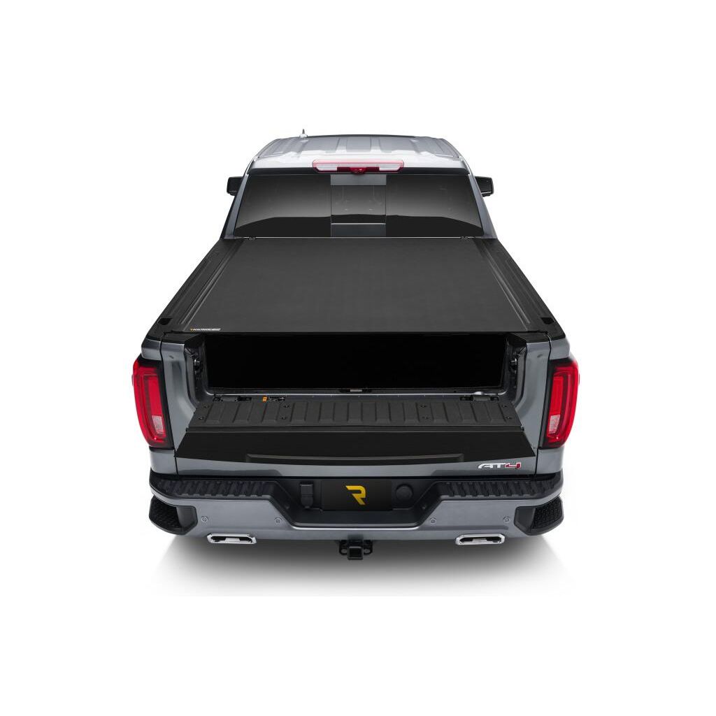BAK Revolver X4s Hard Rolling Tonneau Cover product image 9