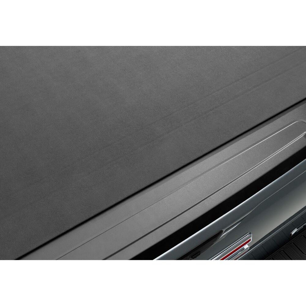 BAK Revolver X4s Hard Rolling Tonneau Cover product image 14