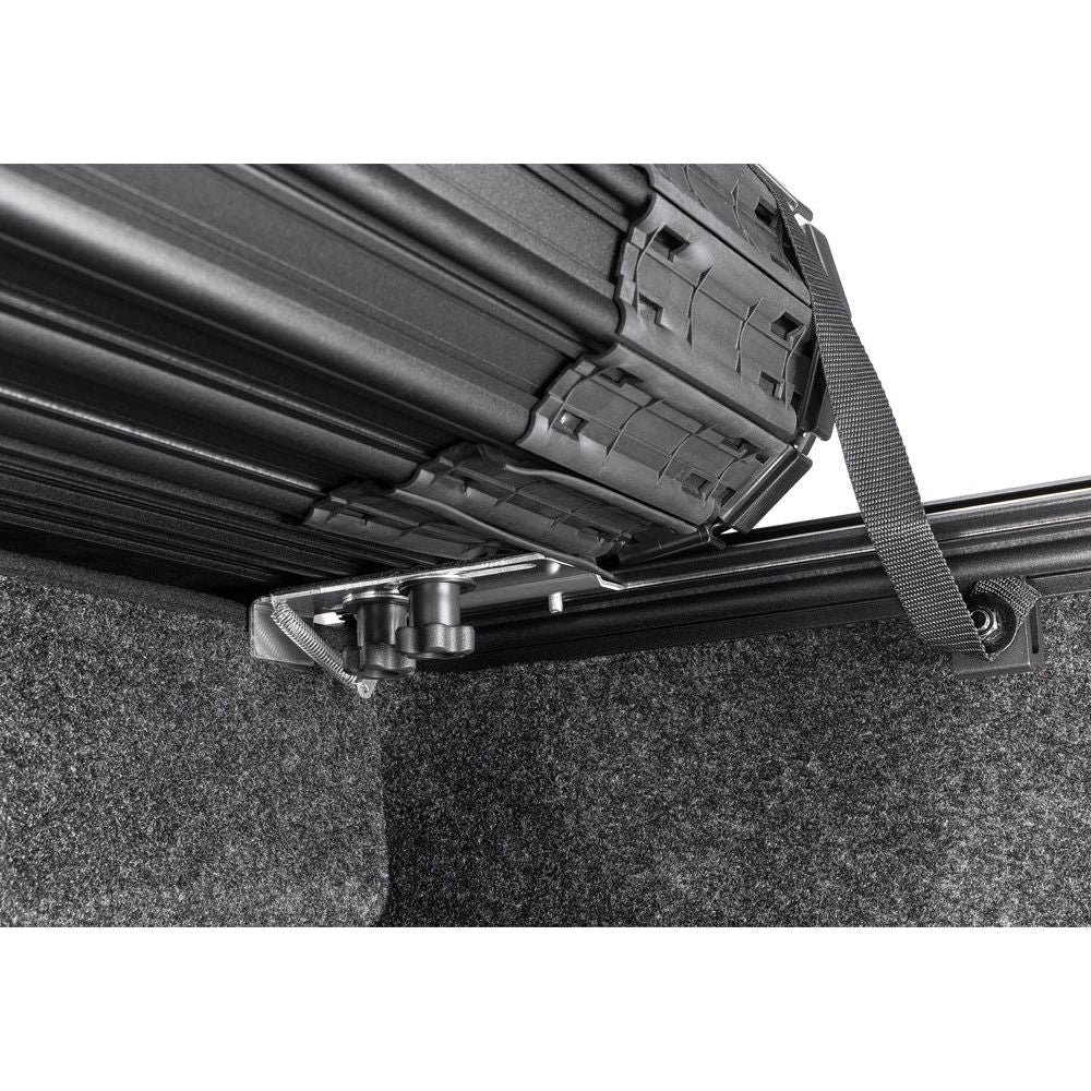 BAK Revolver X4s Hard Rolling Tonneau Cover for 1999-2007 Ford F-250 Super Duty/F-350 Super Duty product image 6