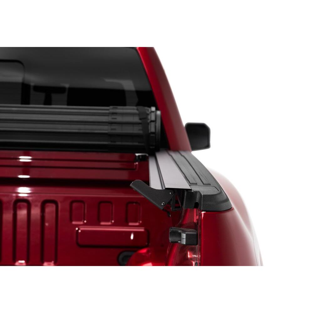 BAK Revolver X4s Hard Rolling Tonneau Cover product image 3