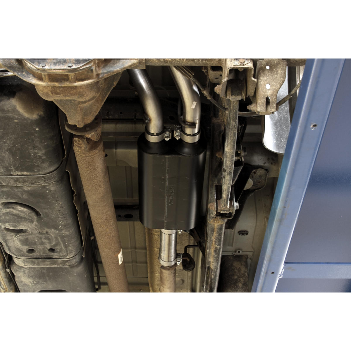 FLOWMASTER American Thunder Cat-Back Exhaust System 2009-2024 (Classic Body) Ram 1500 With 5.7L Hemi Engine, And 2009-2013 4.