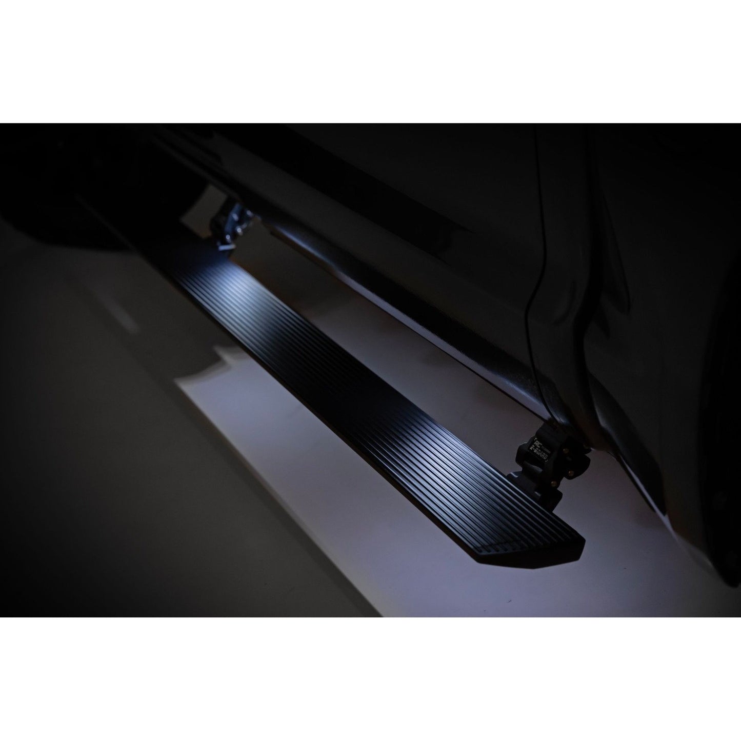 ROUGH COUNTRY Power Running Boards | Dual Electric Motor | Nissan Titan 2WD/4WD (2017-2024) | PSR055110