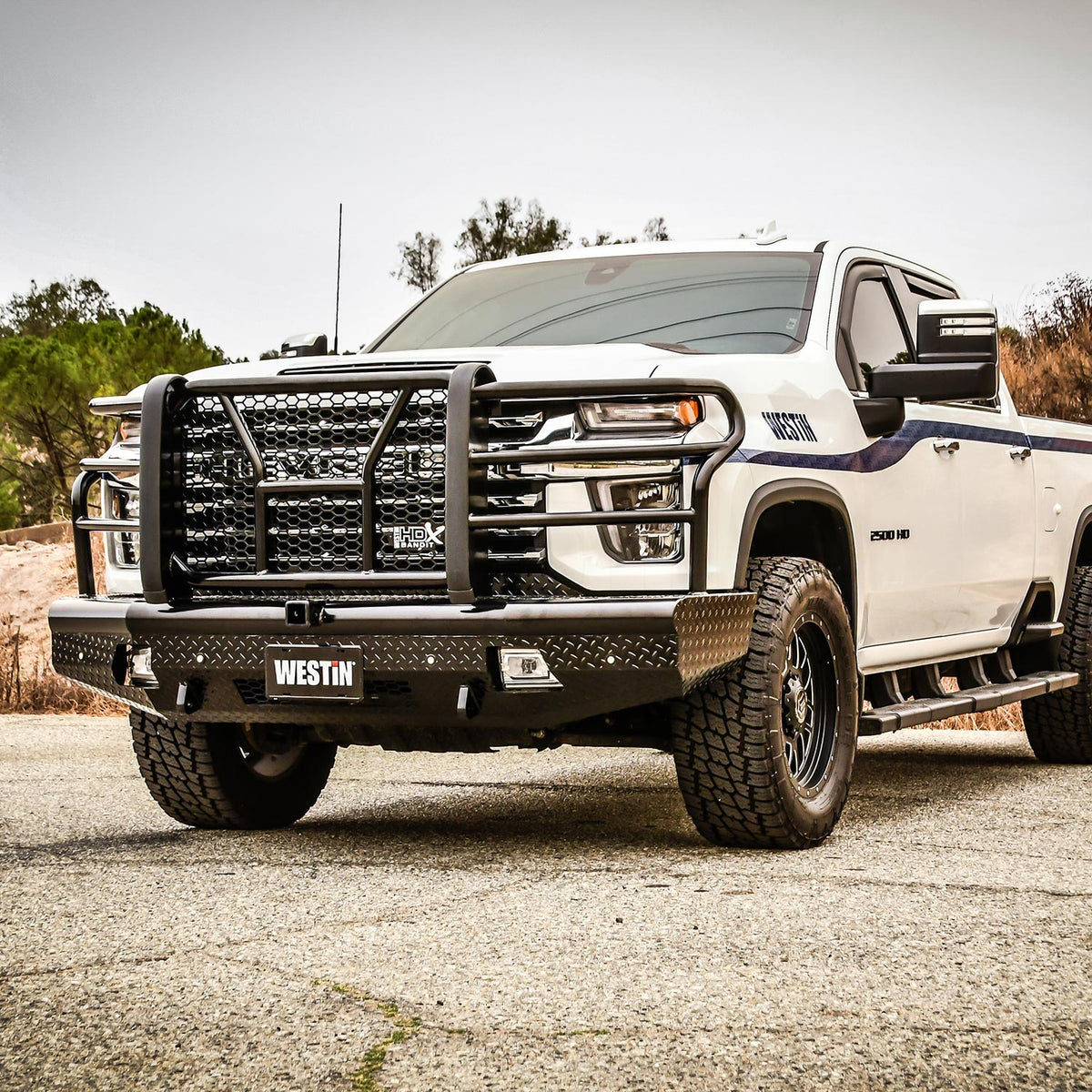 Westin HDX Bandit Front Bumper 2020-2023 Chevy Silverado 2500/3500