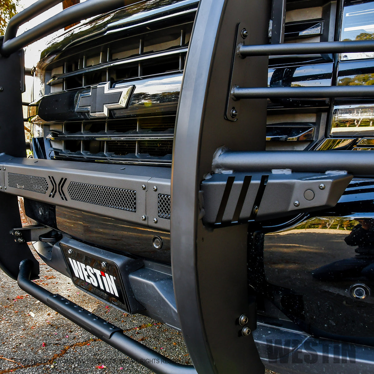 Westin Sportsman X Grille Guard 2016-2018 Chevy Silverado 1500