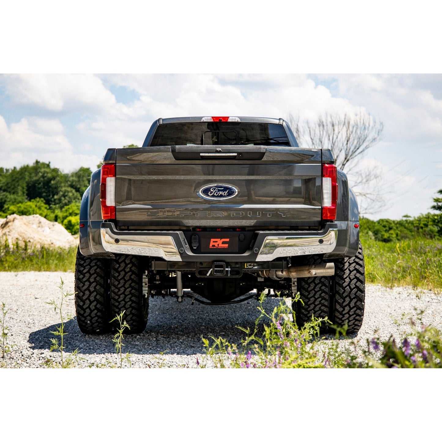 ROUGH COUNTRY 4.5 Inch Lift Kit | DRW | D/S | V2 | Ford F-350 Super Duty 4WD (2017-2022) | 55971