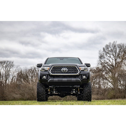 ROUGH COUNTRY 6 Inch Lift Kit | Toyota Tacoma 2WD/4WD (2016-2023) | 75820