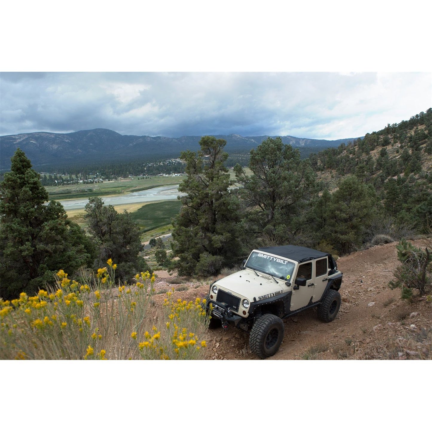 SMITTYBILT | Extended Top Black Diamond 10-18 Wrangler JK 4 Door Smittybilt |94635