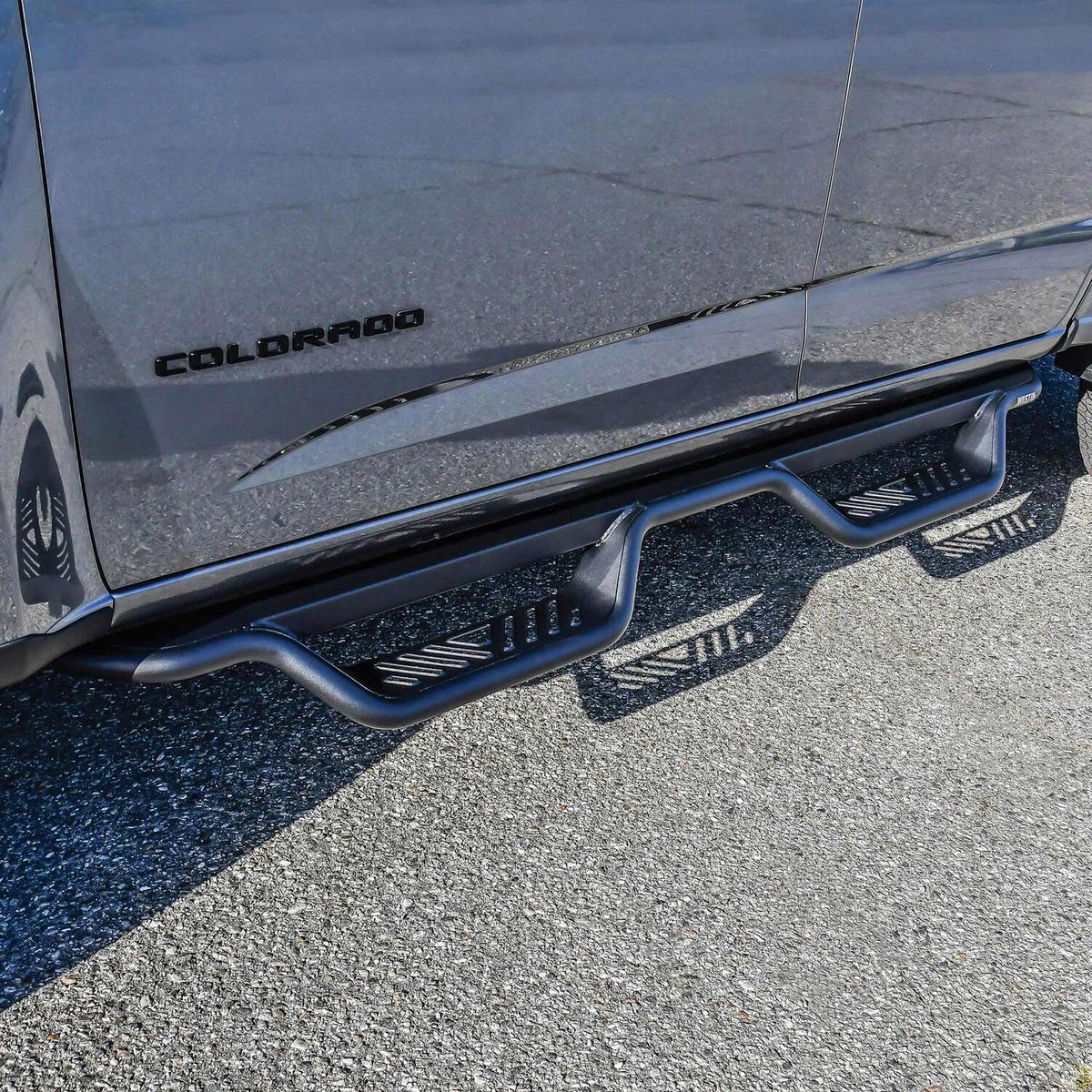 Westin Outlaw Drop Nerf Steps 2015-2024 Chevy/GMC Colorado/Canyon Crew Cab