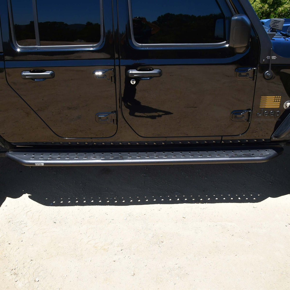 Westin Outlaw Running Boards 2020-2024 Jeep Gladiator