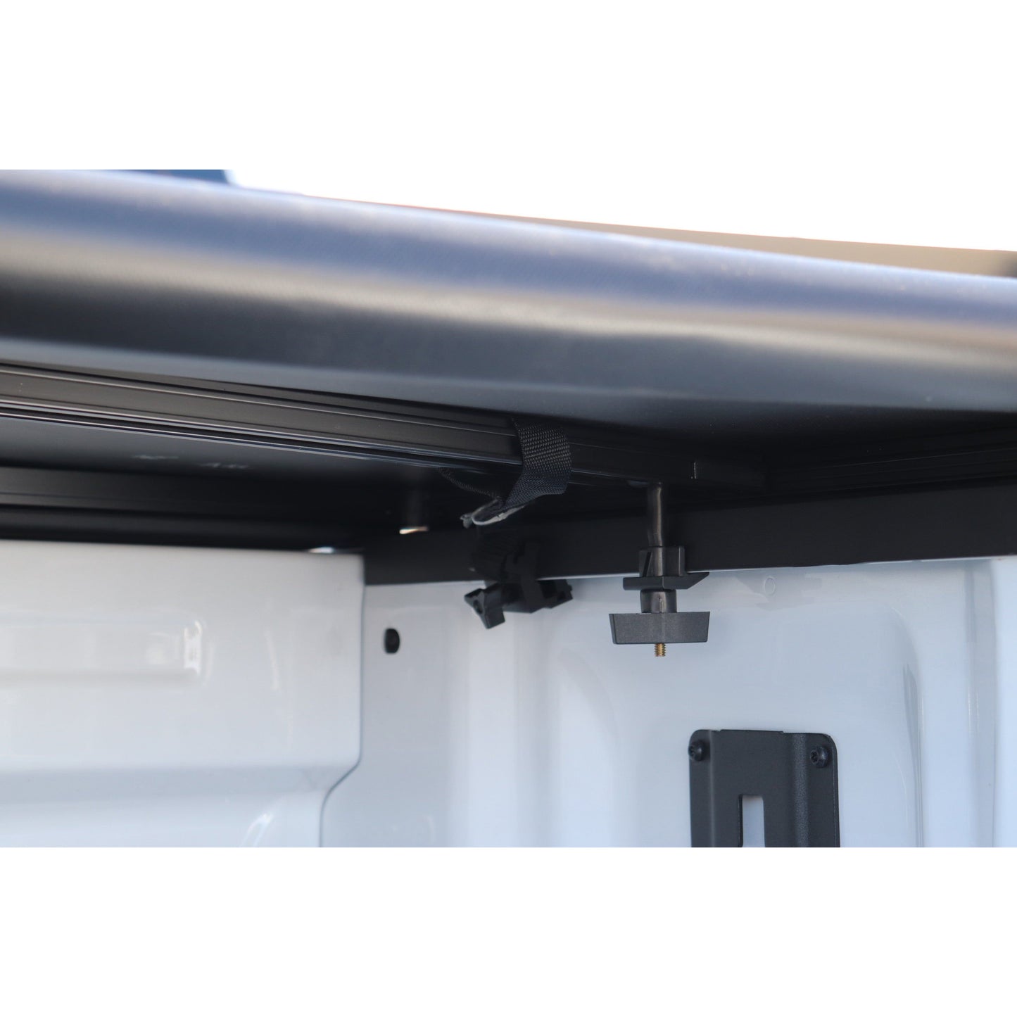 ENTHUZE| Soft Tri-Fold Tonneau Cover |ACTENT504
