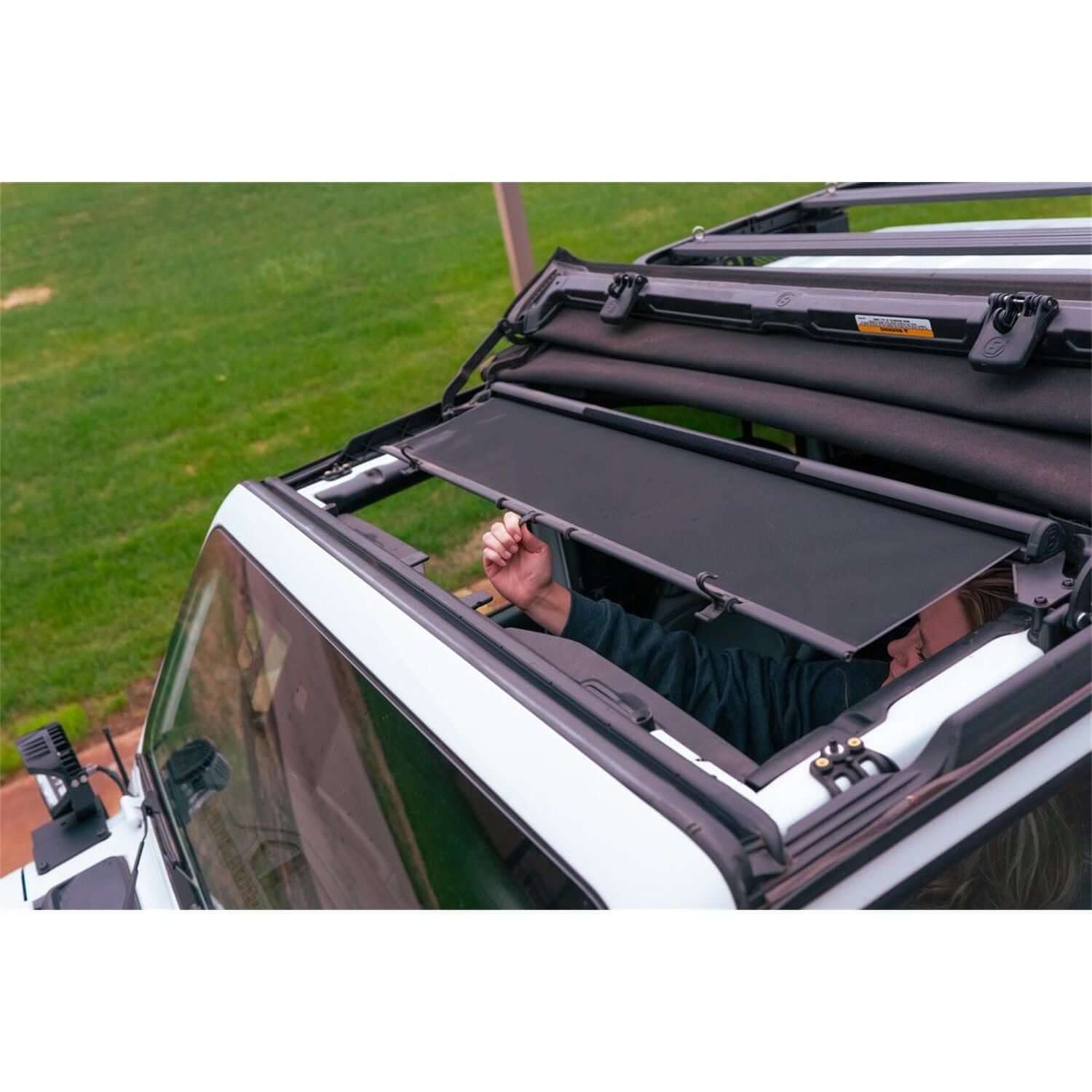 BESTOP | SunScreen Jeep '18-26 Wrangler JL '20-26 Gladiator For Sunrider for Hardtop Bestop | 52407-11 installed on Jeep