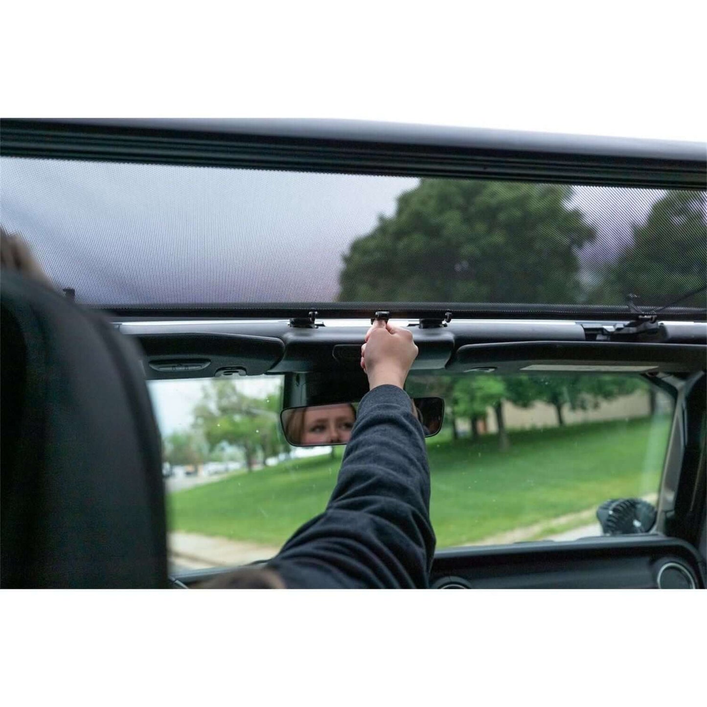 BESTOP | SunScreen Jeep '18-26 Wrangler JL '20-26 Gladiator For Sunrider for Hardtop Bestop | 52407-11 installed in Jeep.