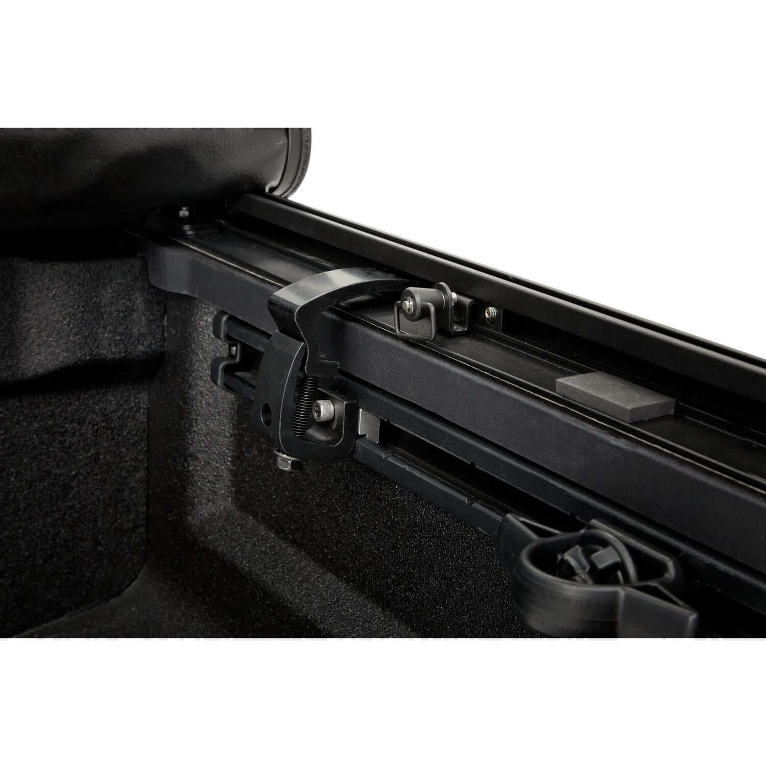 BESTOP | Supertop for Truck 2 '20-26 Gladiator For 5 ft. bed Black Diamond Bestop | 77326-35 attachment mechanism close-up