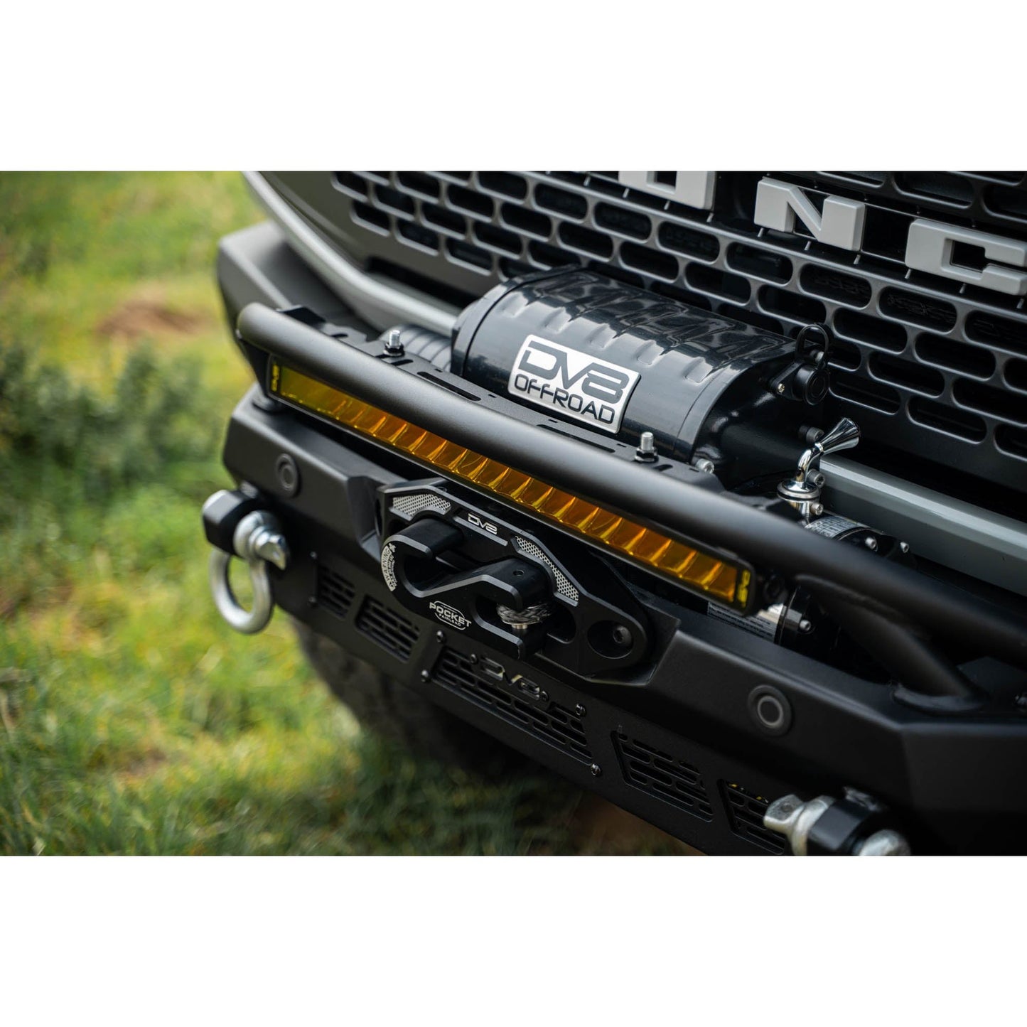 DV8 OFF-ROAD | 20 Inch Elite Series Amber LED Light Bar Single Row  | BE20SW105W-A