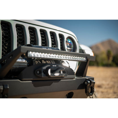 DV8 OFF-ROAD | 20 Inch Halo Elite Single Row Light Bar with Accent Light  | BE20SW105W-H