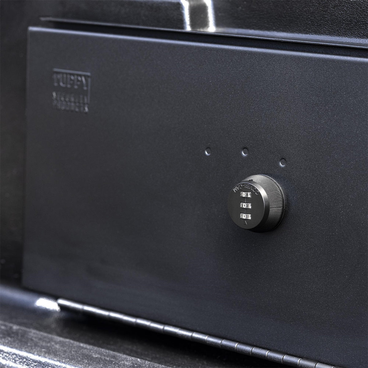 TUFFY Truck Bed Security Lockbox for 2005-2022 Toyota Tacoma
