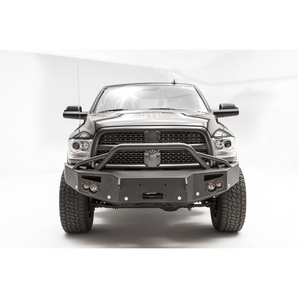FAB FOURS DR16-C4052-1 Premium Winch Front Bumper
