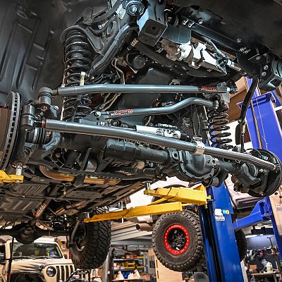 2018+ Jeep JL / JLU / JT Titan Series Heavy Duty Steering Kit — 2018+ Jeep JL / JLU / JT Titan Series Heavy Duty Steering Kit