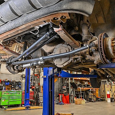 Synergy 1999 - 2004 Ford Super Duty F-250 / F-350 Heavy Duty Tie Rod — Synergy 1999 - 2004 Ford Super Duty F-250 / F-350 Heav
