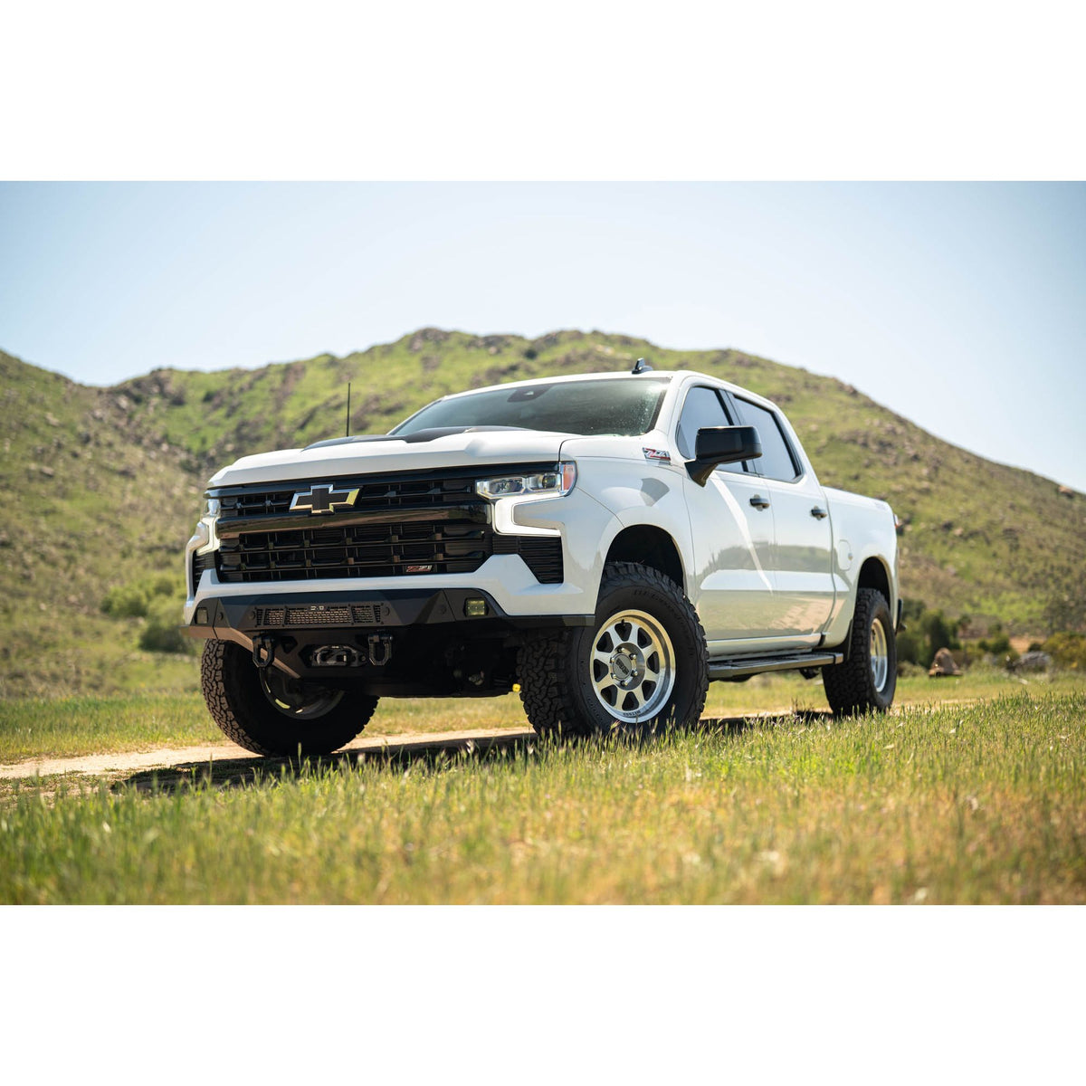 DV8 OFF-ROAD | 2022 2025 Chevy Silverado 1500 Spec Series Front Bumper  | FBCS1-08