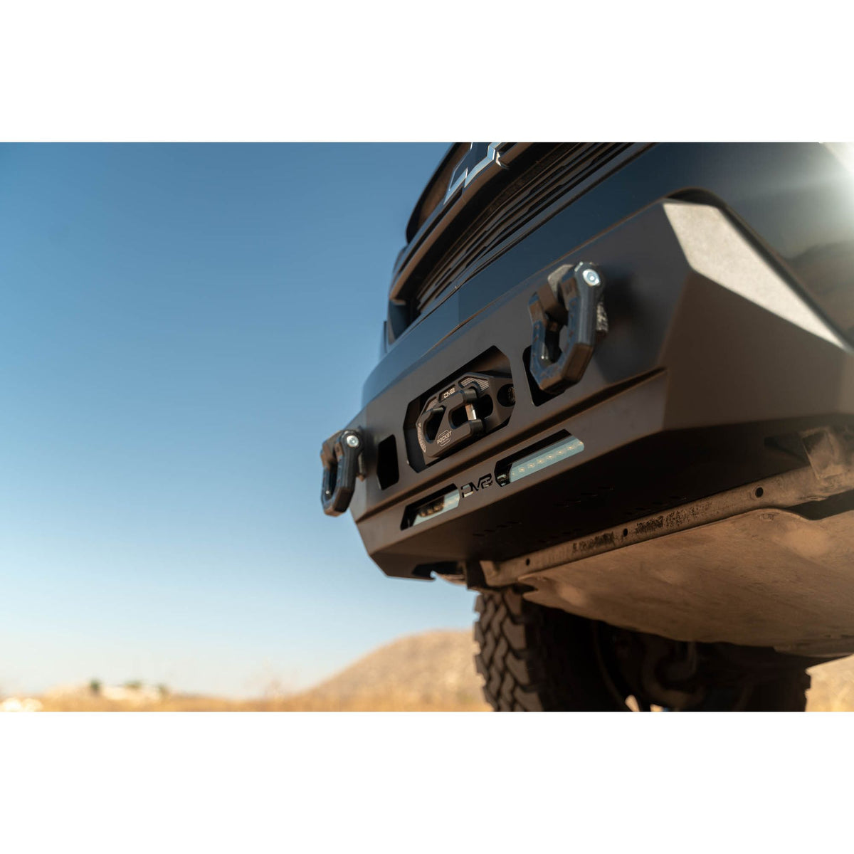 DV8 OFF-ROAD FBCS3-03 DV8 Offroad FBCS3-03 2015 for 2020 Chevy Colorado Centric Front