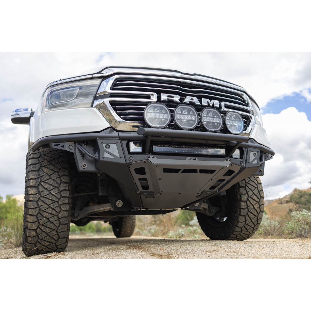 DV8 OFF-ROAD FBDR1-07 DV8 Offroad FBDR1-07 2019 for 2025 Ram 1500 Tube Front Bumper