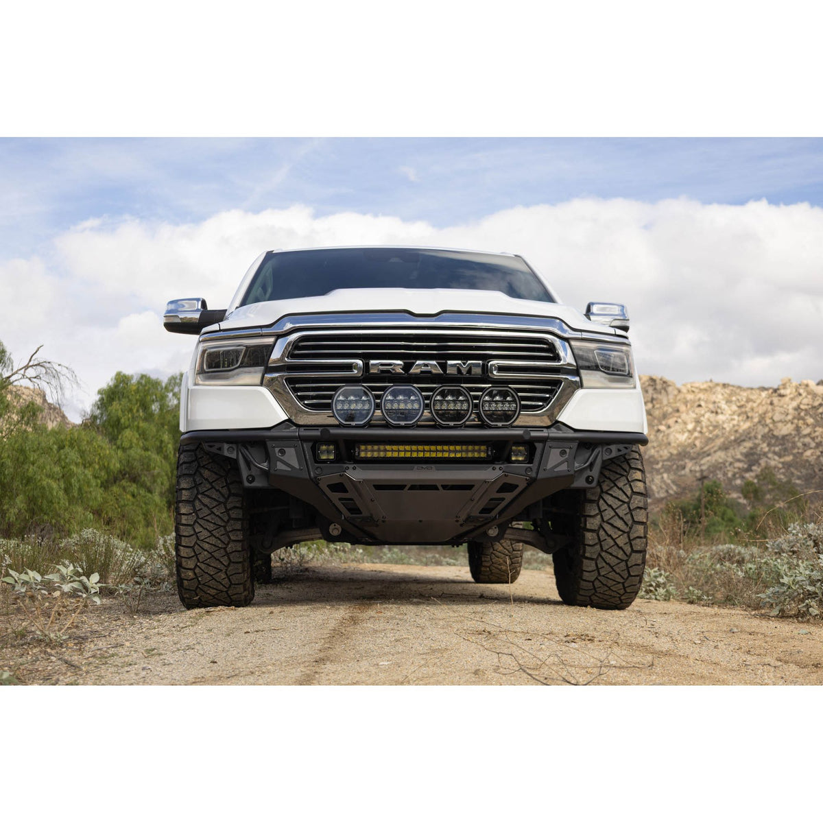 DV8 OFF-ROAD FBDR1-07 DV8 Offroad FBDR1-07 2019 for 2025 Ram 1500 Tube Front Bumper