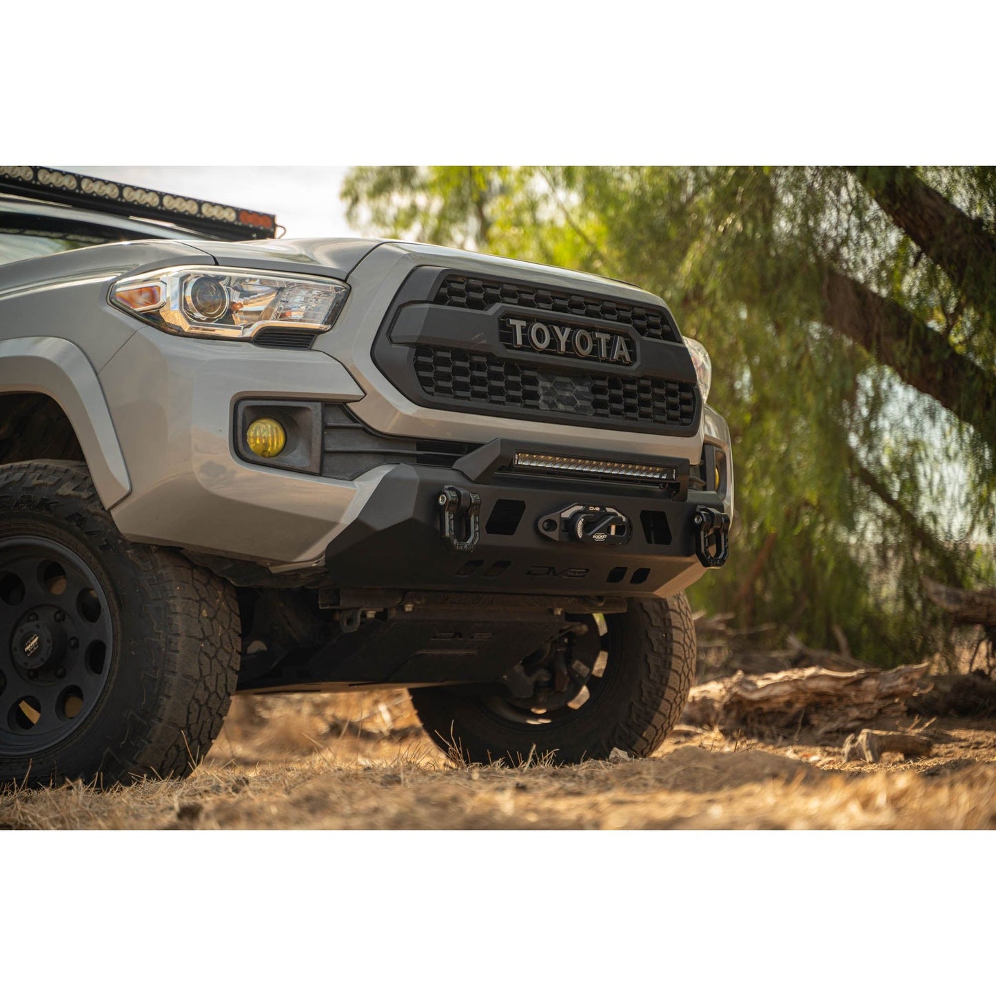 DV8 OFF-ROAD FBTT1-05 DV8 Offroad FBTT1-05 2016 for 2023 Toyota Tacoma Center Mount Front