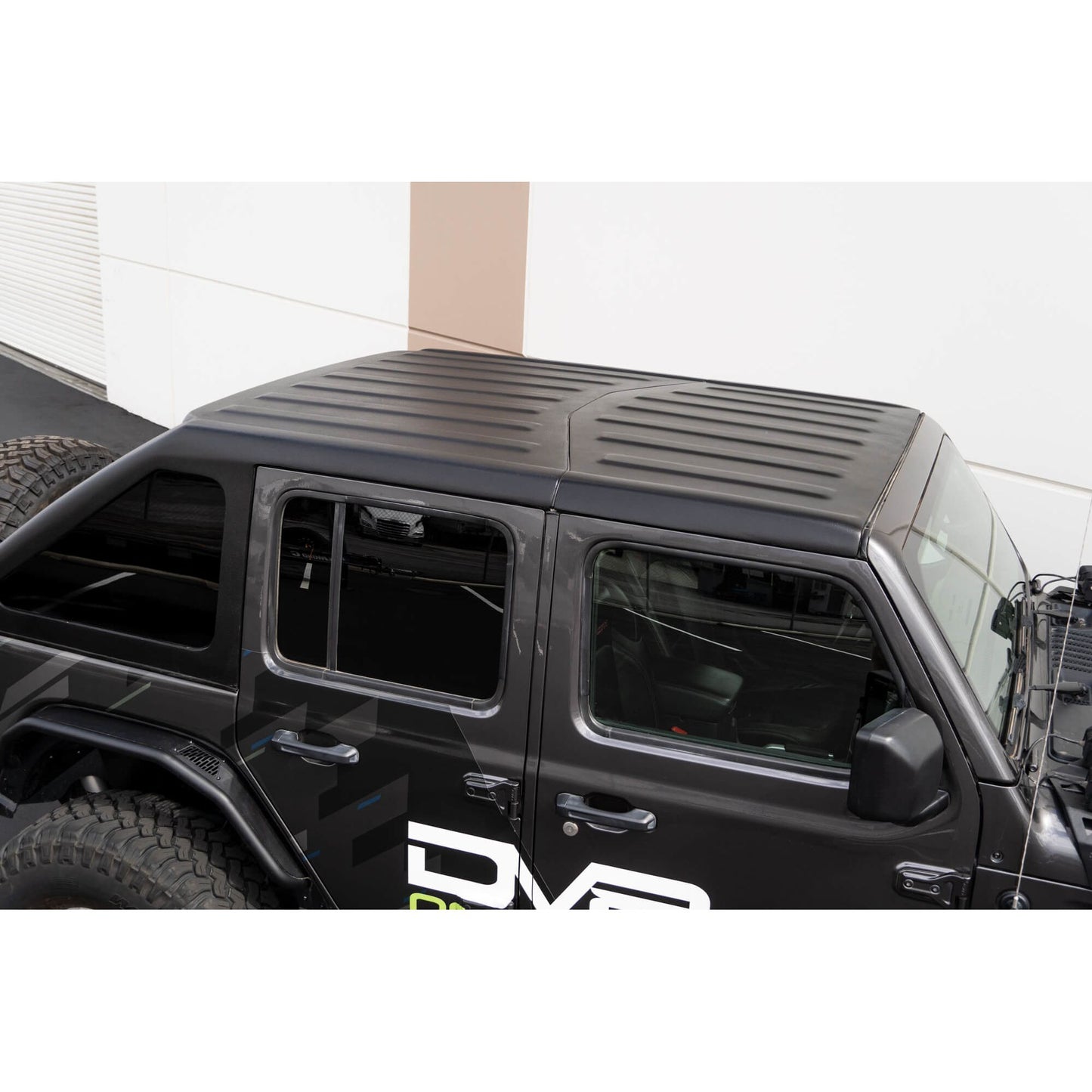 DV8 OFF-ROAD | 2018 2025 Jeep Wrangler JLU 4 Door Razor Series Fastback Hard Top  | HTJL02-B